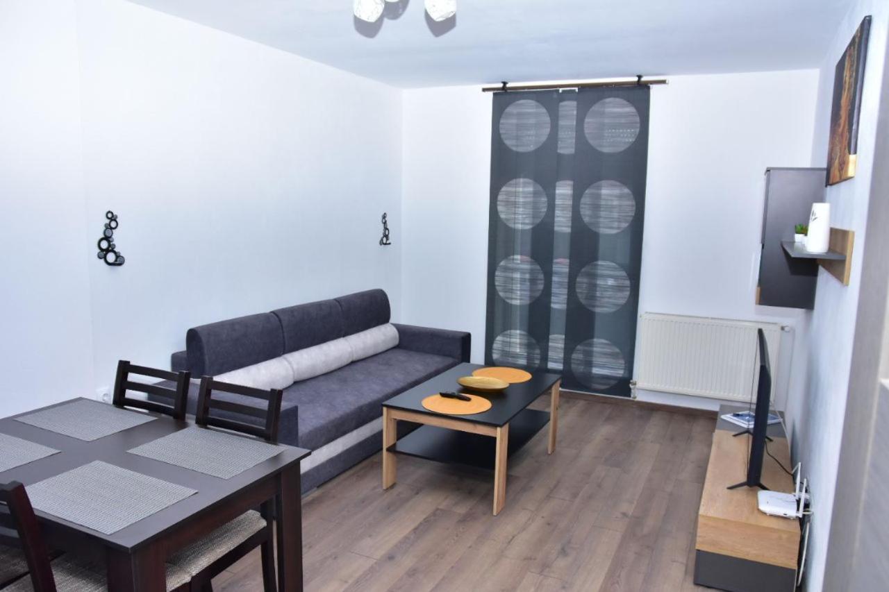 Apartament Dabe Hd フネドアラ エクステリア 写真