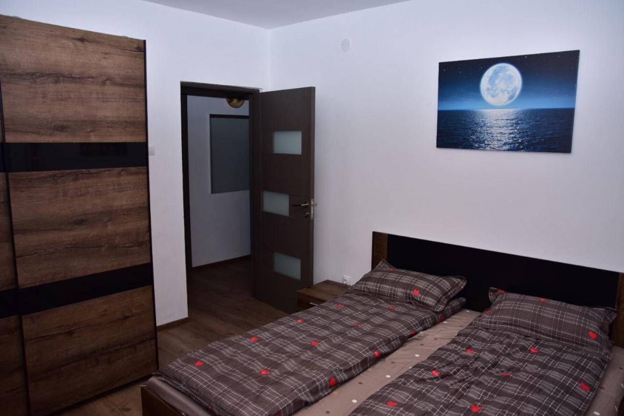 Apartament Dabe Hd フネドアラ エクステリア 写真