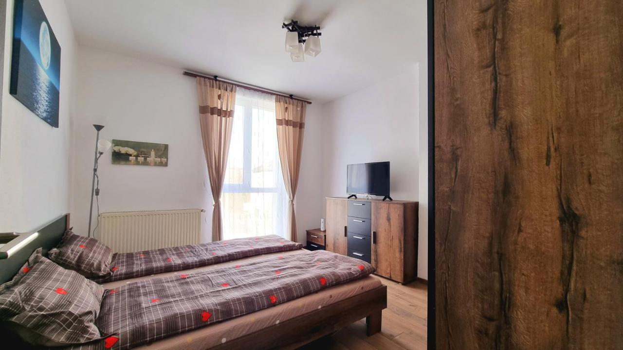 Apartament Dabe Hd フネドアラ エクステリア 写真