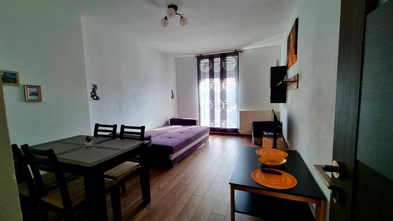 Apartament Dabe Hd フネドアラ エクステリア 写真