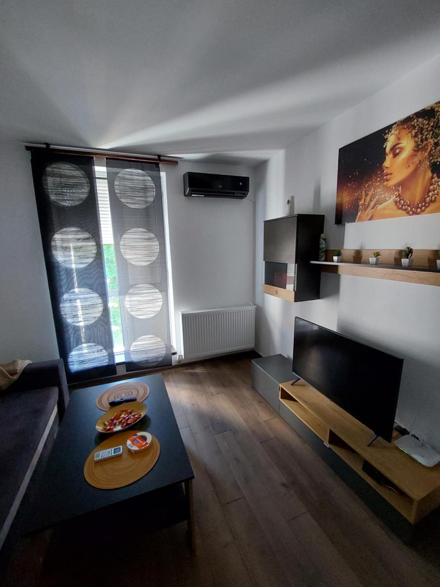Apartament Dabe Hd フネドアラ エクステリア 写真